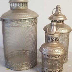 Ljuslyktor i metall med orientaliskt mönster och nät – 3 st