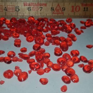 Pärlor plast röd Ca 100gr (utan hål) dekoration