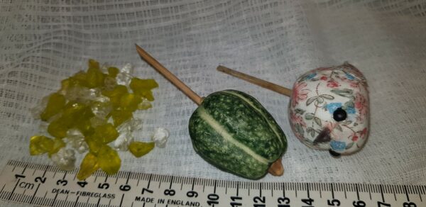 Loppis blandat.. fågel pumpa sten