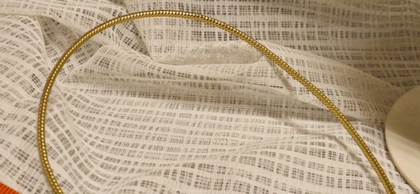 Dekor band guld ca 2 mm bred Säljs per meter - rund dekorationstråd